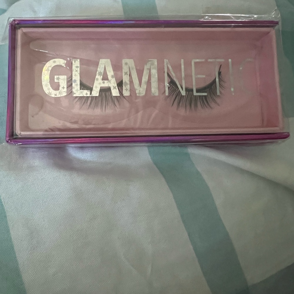 Glamnetic Virgo eyelashes new in box